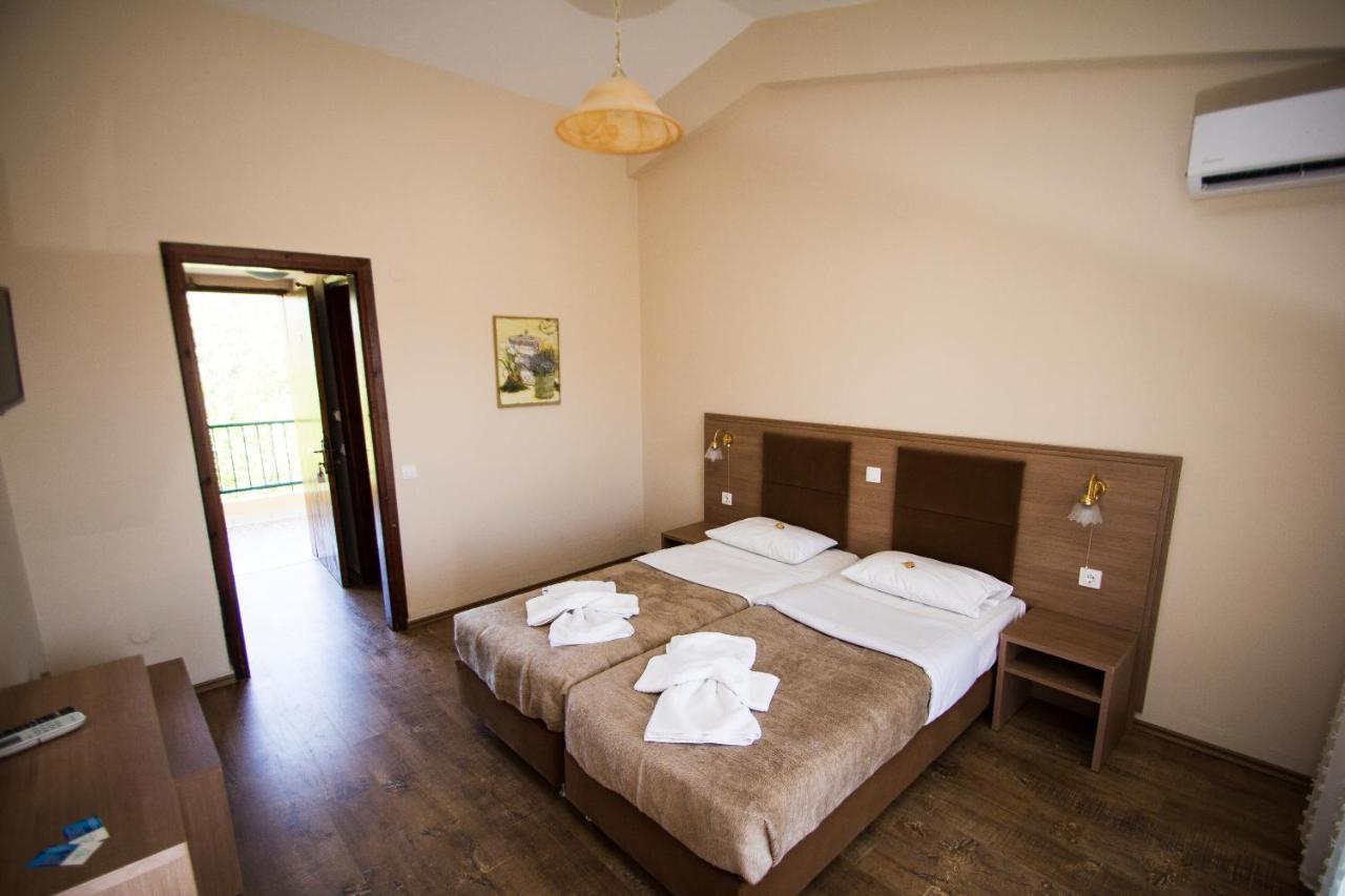 Hotel Maria Посиди Екстериор снимка