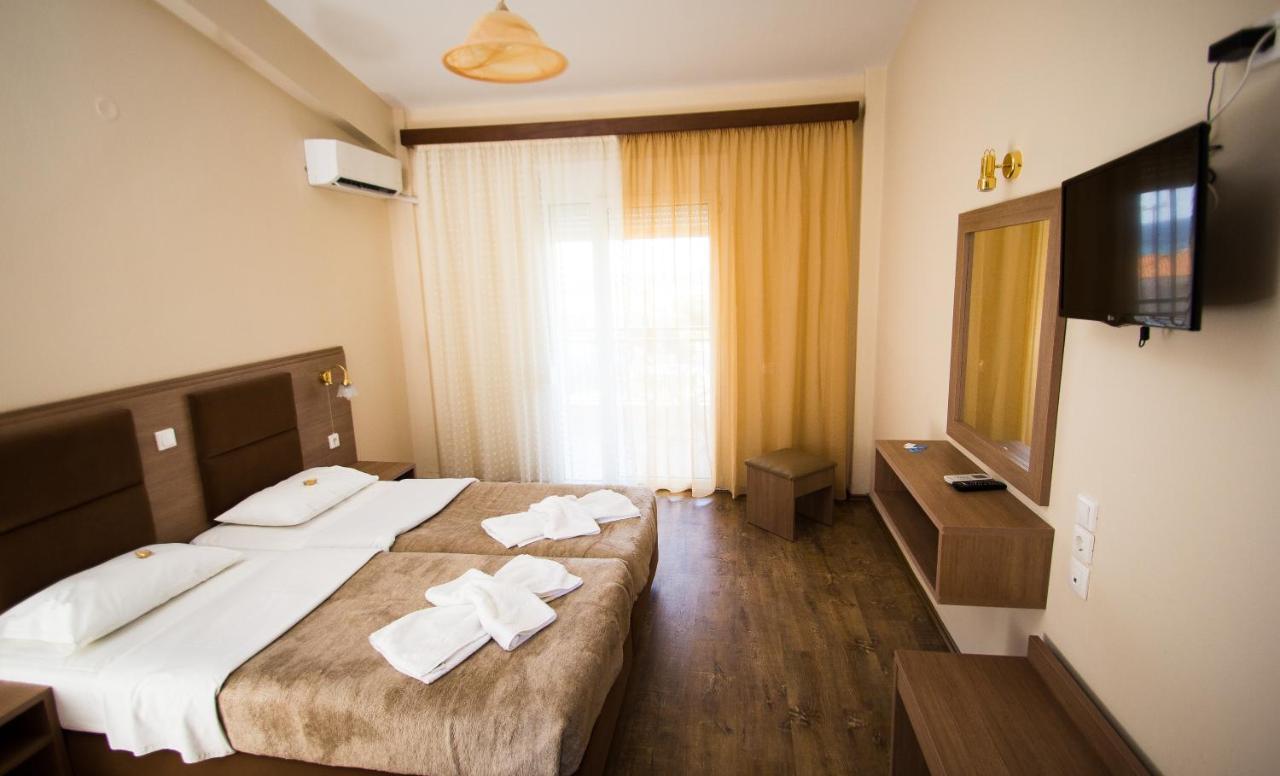 Hotel Maria Посиди Екстериор снимка